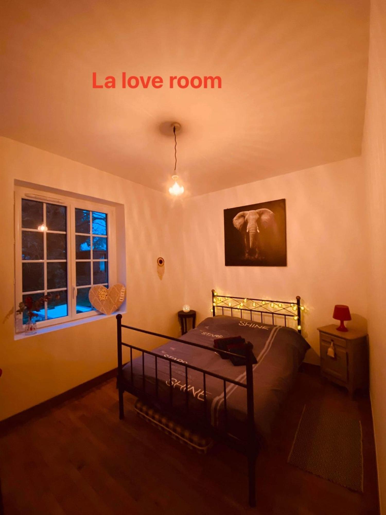 Chambre Hotes Montpinchon المظهر الخارجي الصورة